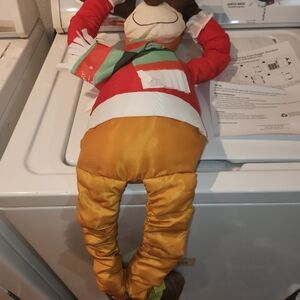 LED holiday decor post hugger